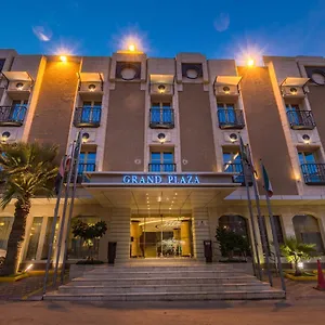 Hotel Grand Plaza - Takhasosi, Riad